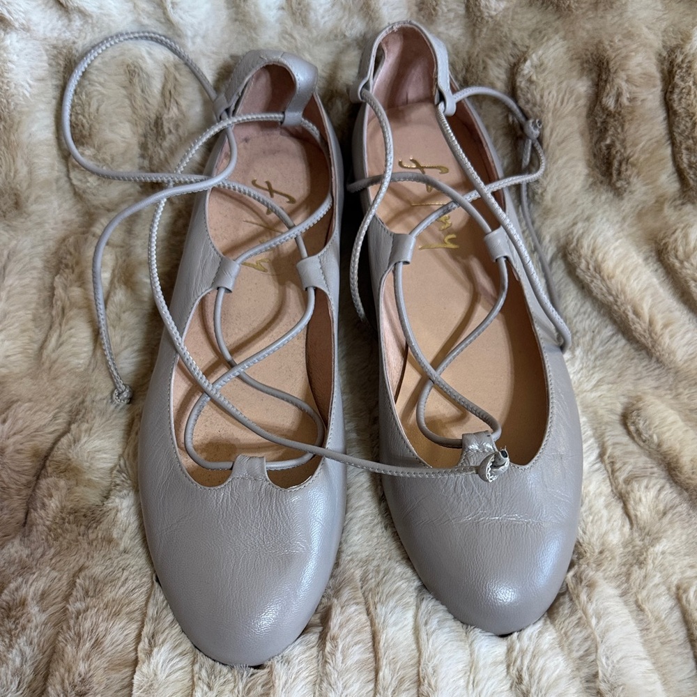 French Sole NY Gray Lace-Up Ballet Style Flats